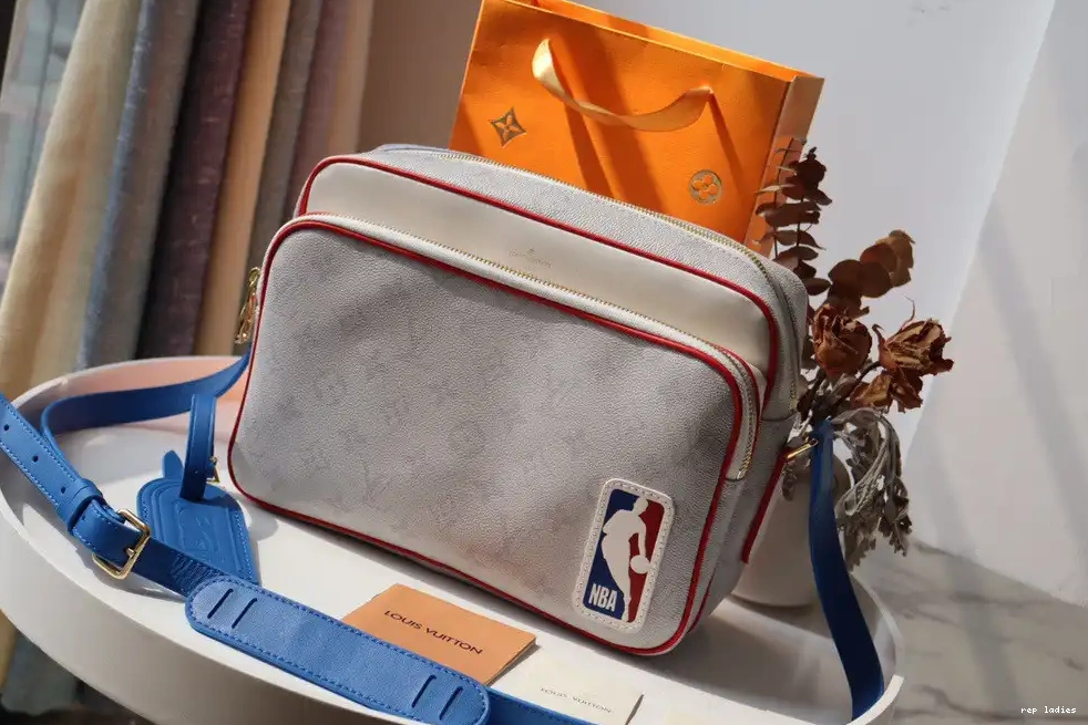 Cheap LVXNBA MESSENGER NIL VUITTON LOUIS 0519